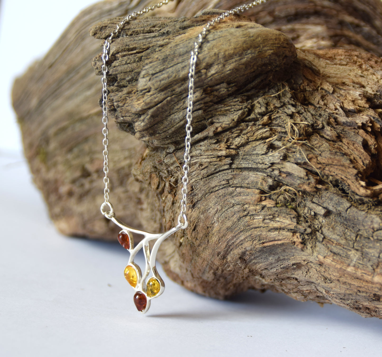 MJ Baltica, necklace, choker, natural Baltic amber, 925 silver, beautiful, feminine, BKo042