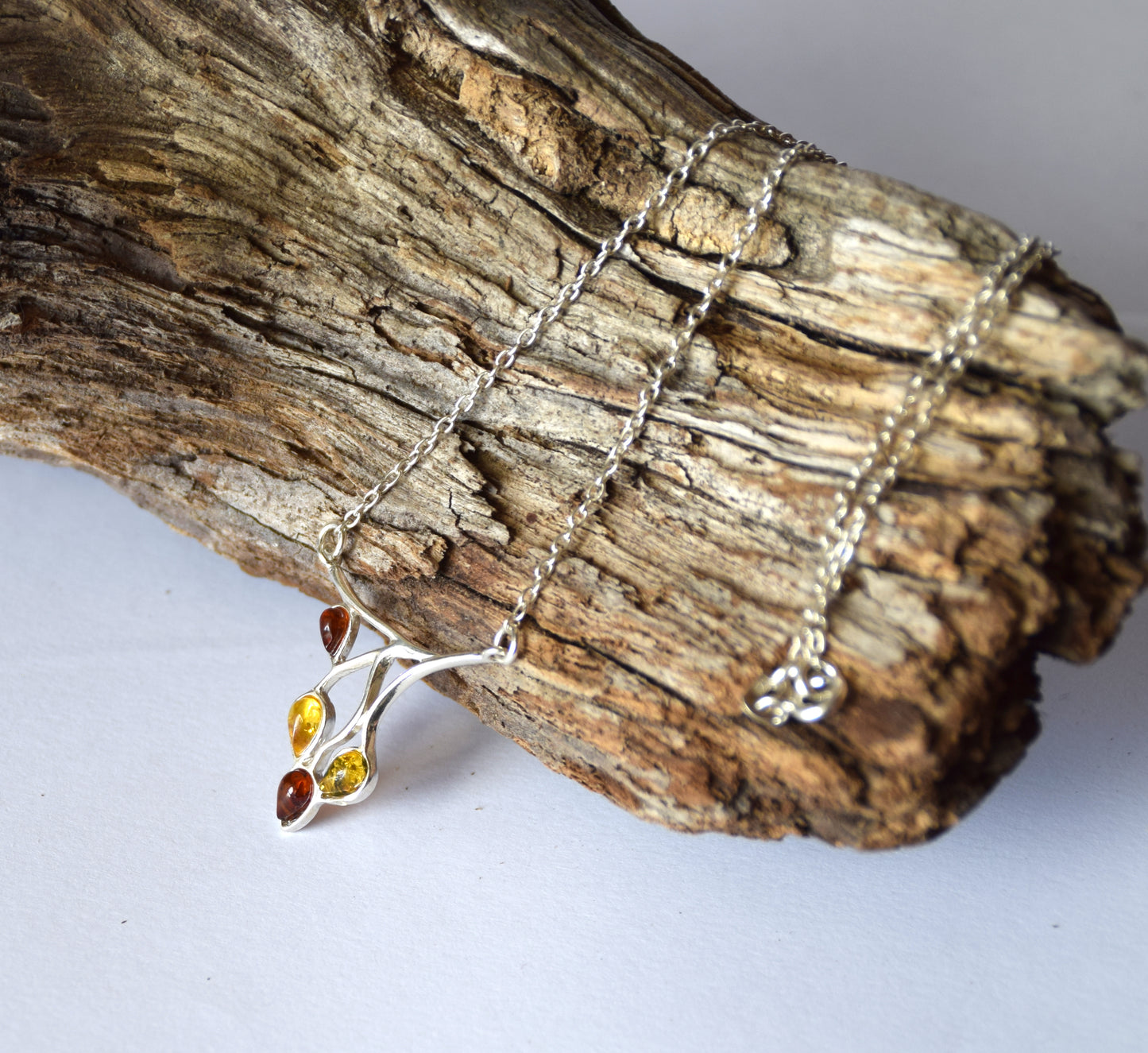 MJ Baltica, necklace, choker, natural Baltic amber, 925 silver, beautiful, feminine, BKo042