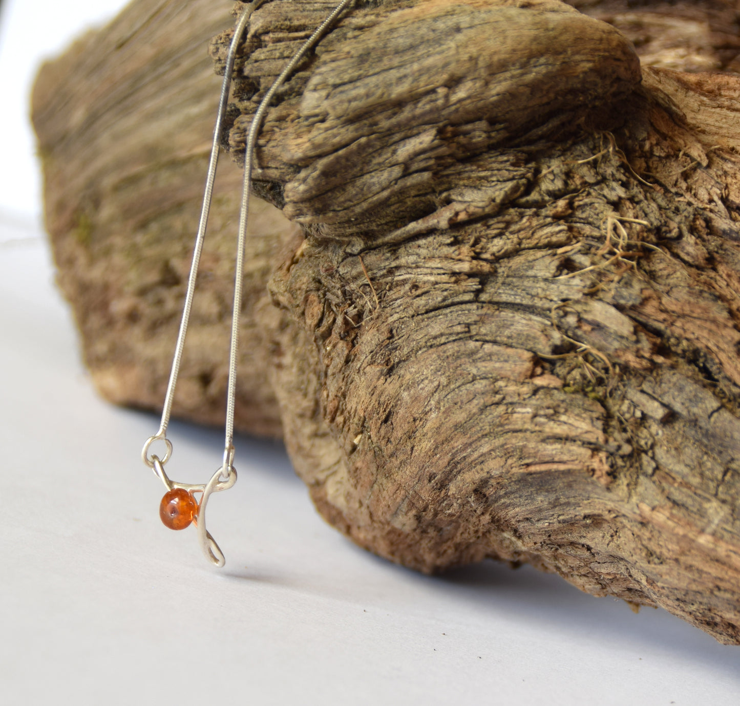 MJ Baltica, necklace, choker, natural Baltic amber, 925 silver, delicate, triskel, feminine, BKo045