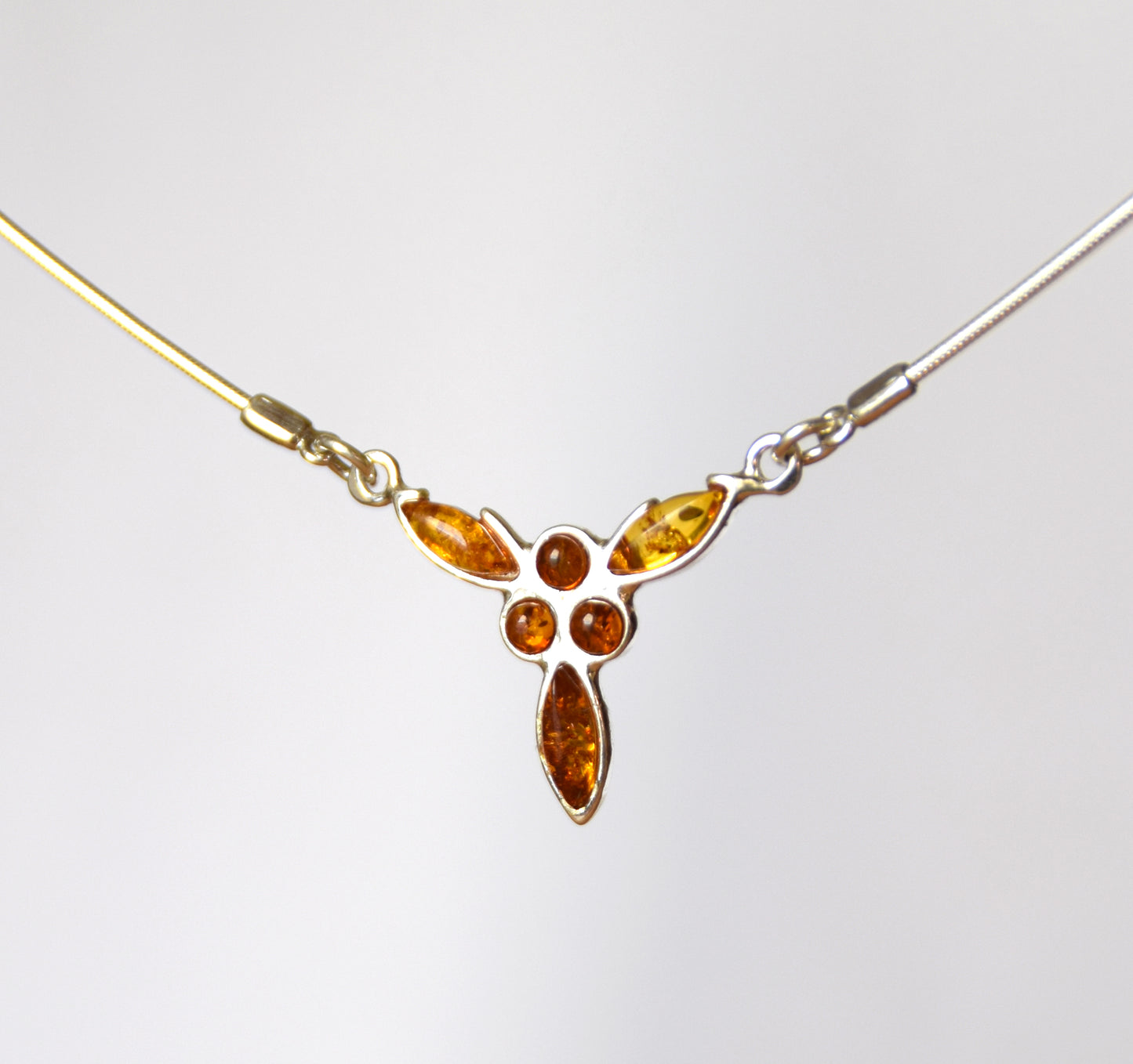 MJ Baltica, necklace, choker, natural Baltic Amber, 925 Silver, bright, feminine, elegant, BKo048