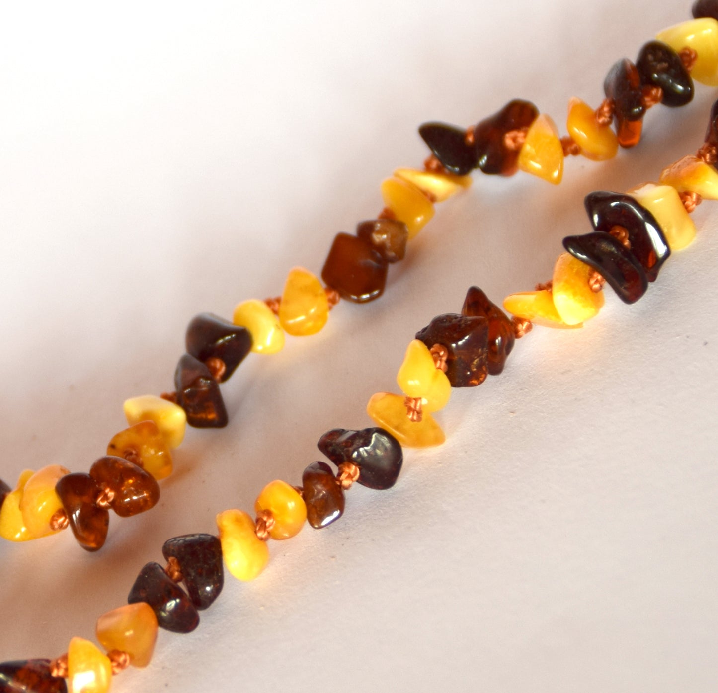 MJ Baltica, necklace, natural Baltic amber, protective, healing, children, mixed, screw, 33cm, BKoBmi3