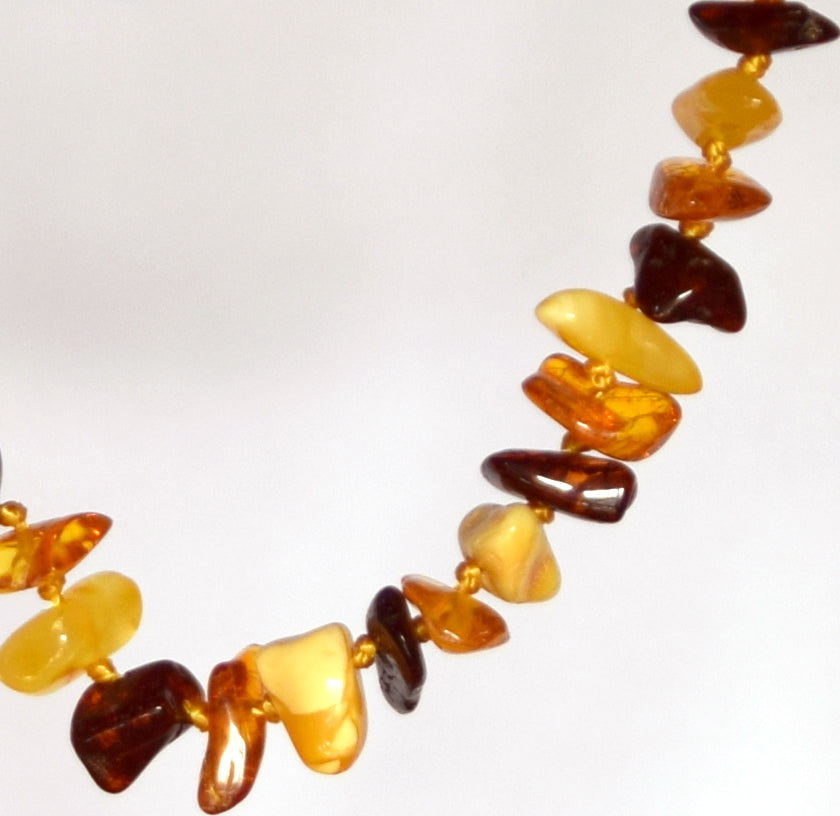 MJ Baltica, necklace, natural Baltic amber, protective, healing, children, mixed, screw, 33cm, BKoBmi