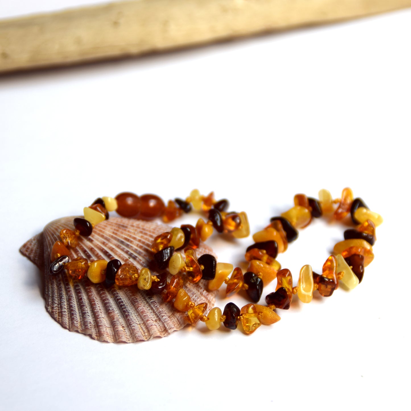 MJ Baltica, necklace, natural Baltic amber, protective, healing, children, mixed, screw, 33cm, BKoBmi