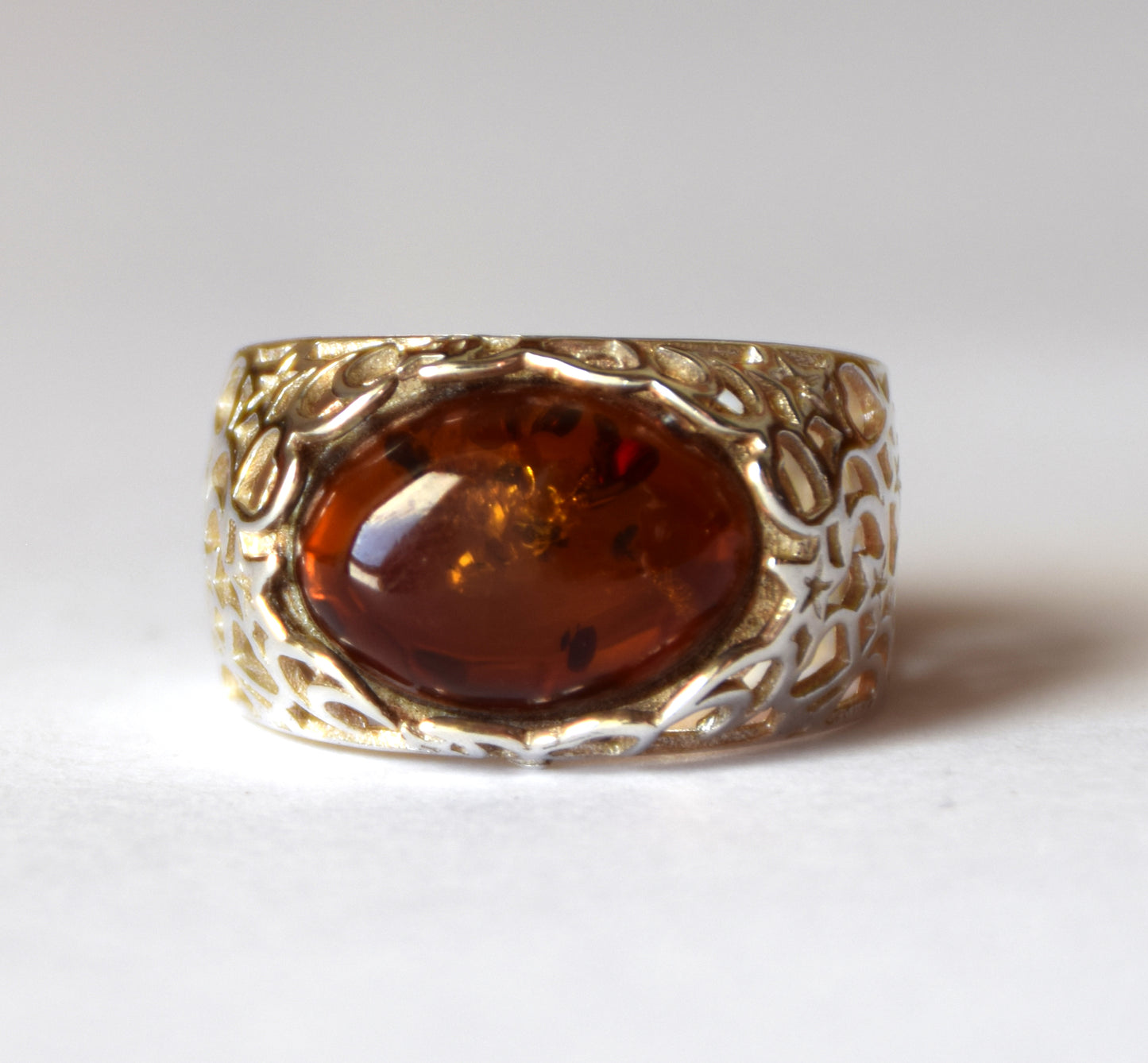 MJ Baltica, ring, natural Baltic Amber, 925 Silver, handcrafted, band, luminous BP089