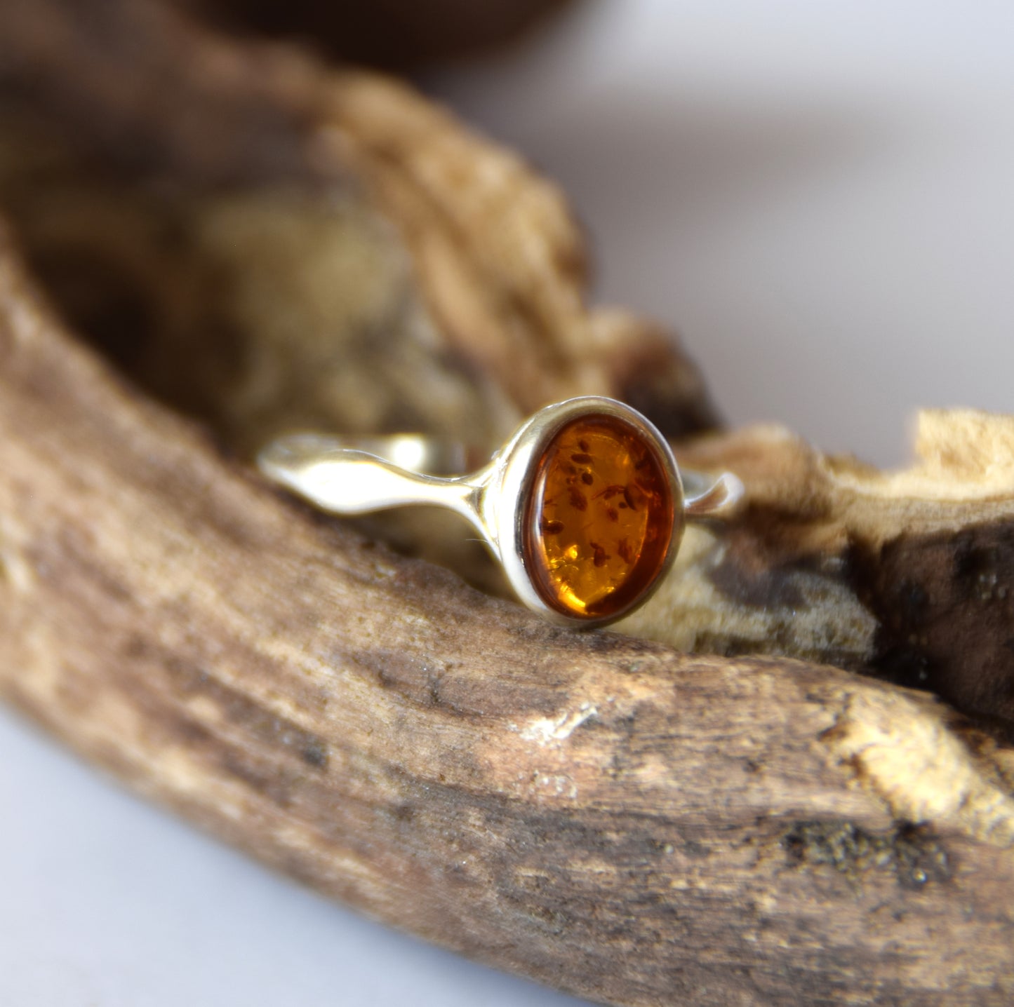 MJ Baltica, ring, natural Baltic Amber, 925 Silver, handcrafted, band, luminous BP093