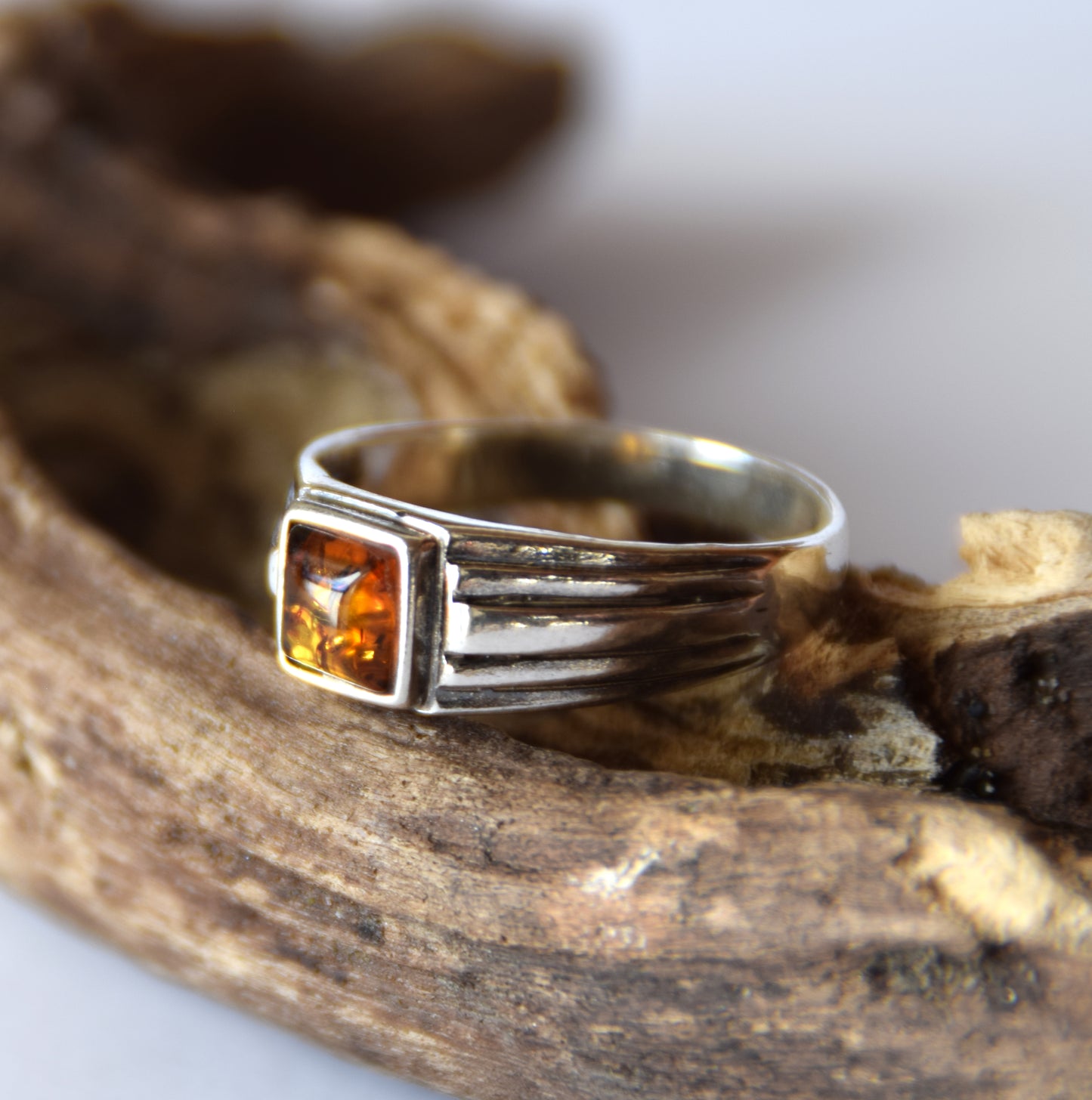 MJ Baltica, ring, natural Baltic Amber, 925 Silver, handcrafted, band, luminous, unisex, BP095