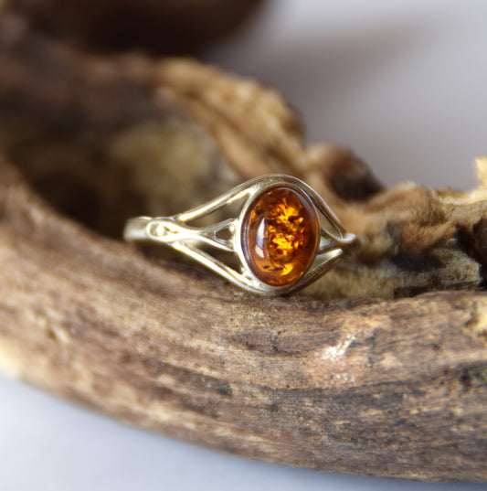 MJ Baltica, ring, natural Baltic Amber, 925 Silver, handcrafted, band, luminous, delicate, BP096