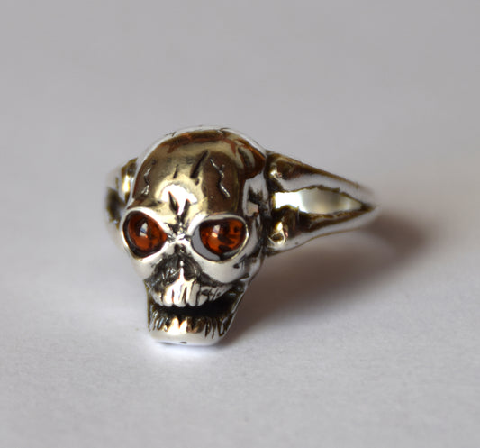 MJ Baltica, ring, natural Baltic amber, 925 silver, handcrafted, skull, luminous BP097