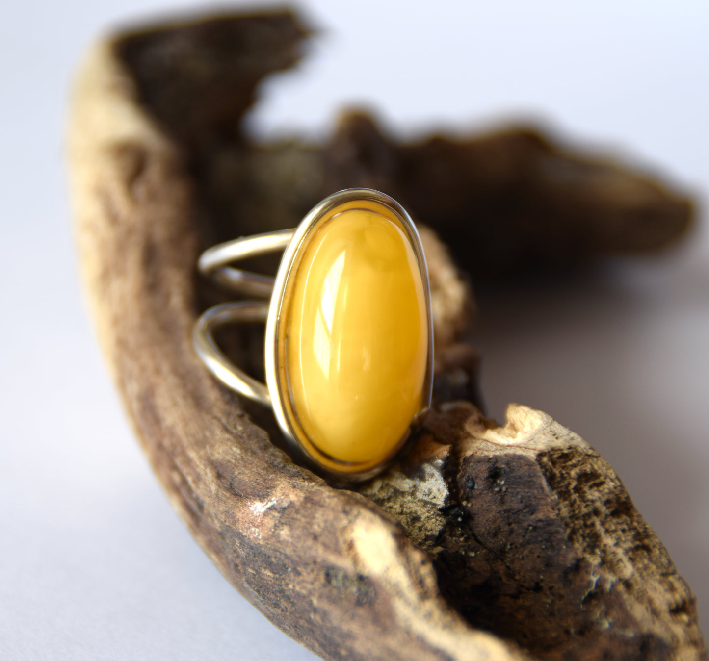 MJ Baltica, ring, Natural Baltic Amber, 925 Silver, large, luminous, imperial amber, adjustable and unique BP109