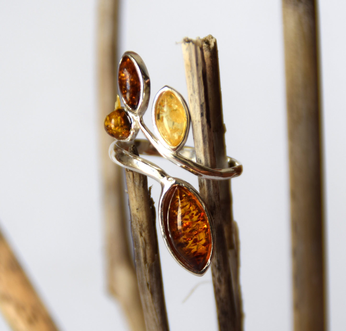 MJ Baltica, ring, natural Baltic Amber, 925 Silver, beautiful, adjustable, flowers, mixed colors BP117