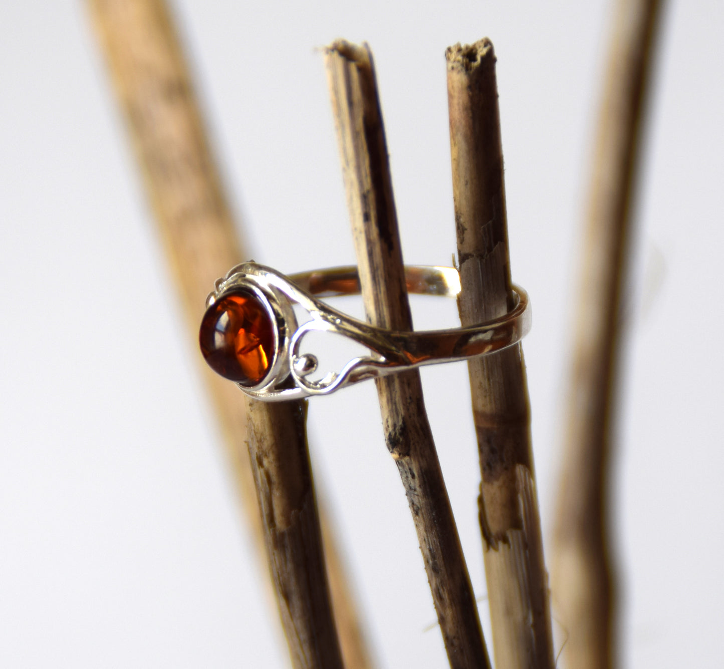 MJ Baltica, ring, natural Baltic Amber, 925 Silver, handcrafted, oval, luminous, delicate, BP121