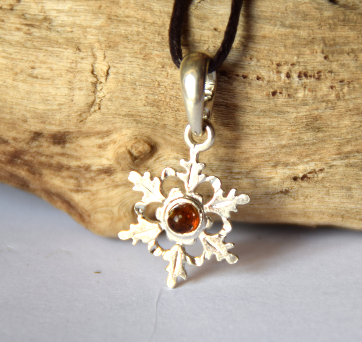 MJ Baltica, pendant, natural Baltic amber, 925 silver, snowflake, handcrafted, delicate, BW142