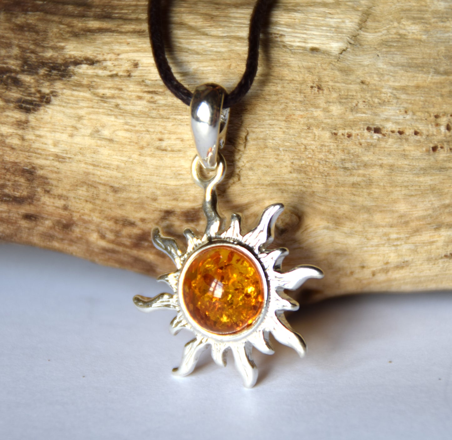 MJ Baltica, pendant, natural Baltic amber, 925 silver, sun, handcrafted, delicate, BW146