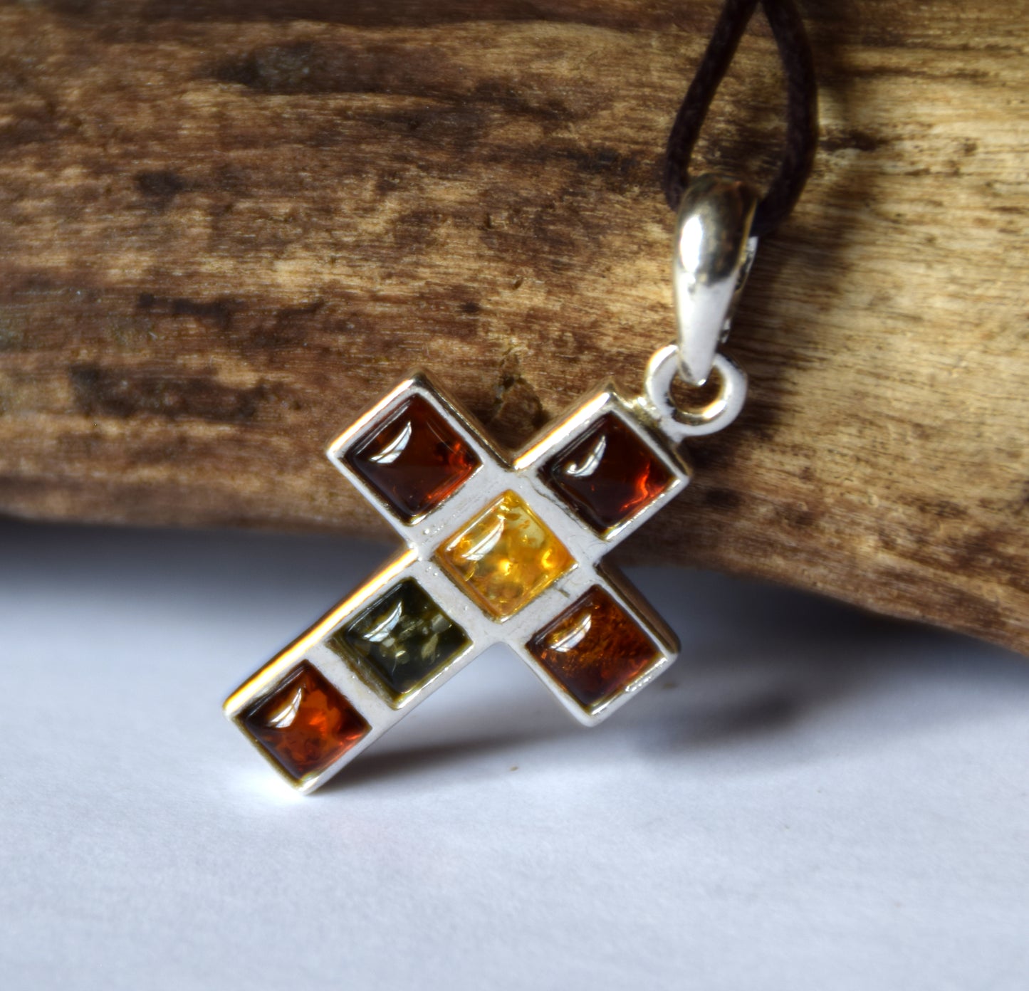 MJ Baltica, pendant, natural Baltic amber, 925 silver, cross, handcrafted, unisex, BW158