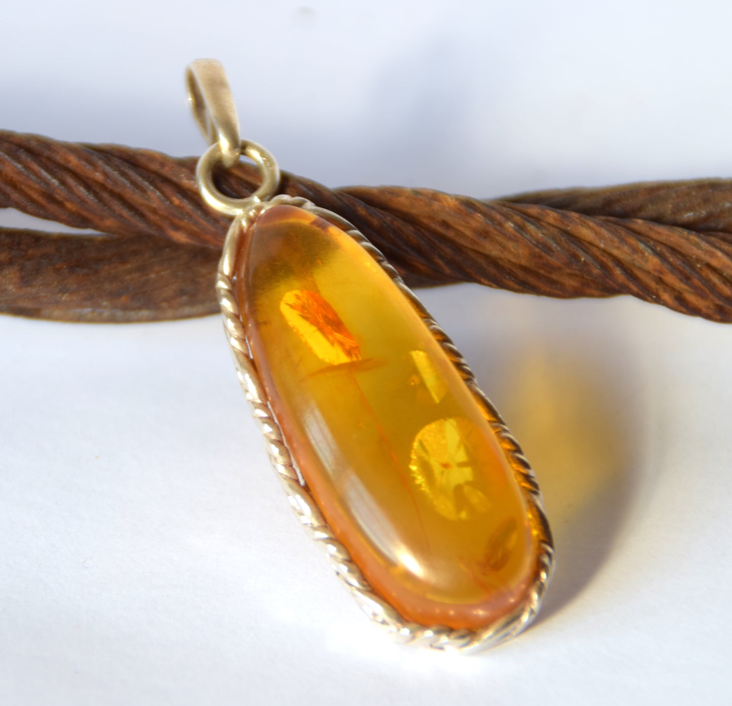 MJ Baltica, pendant, natural Baltic amber, 925 silver, large, unique, handcrafted, BW202