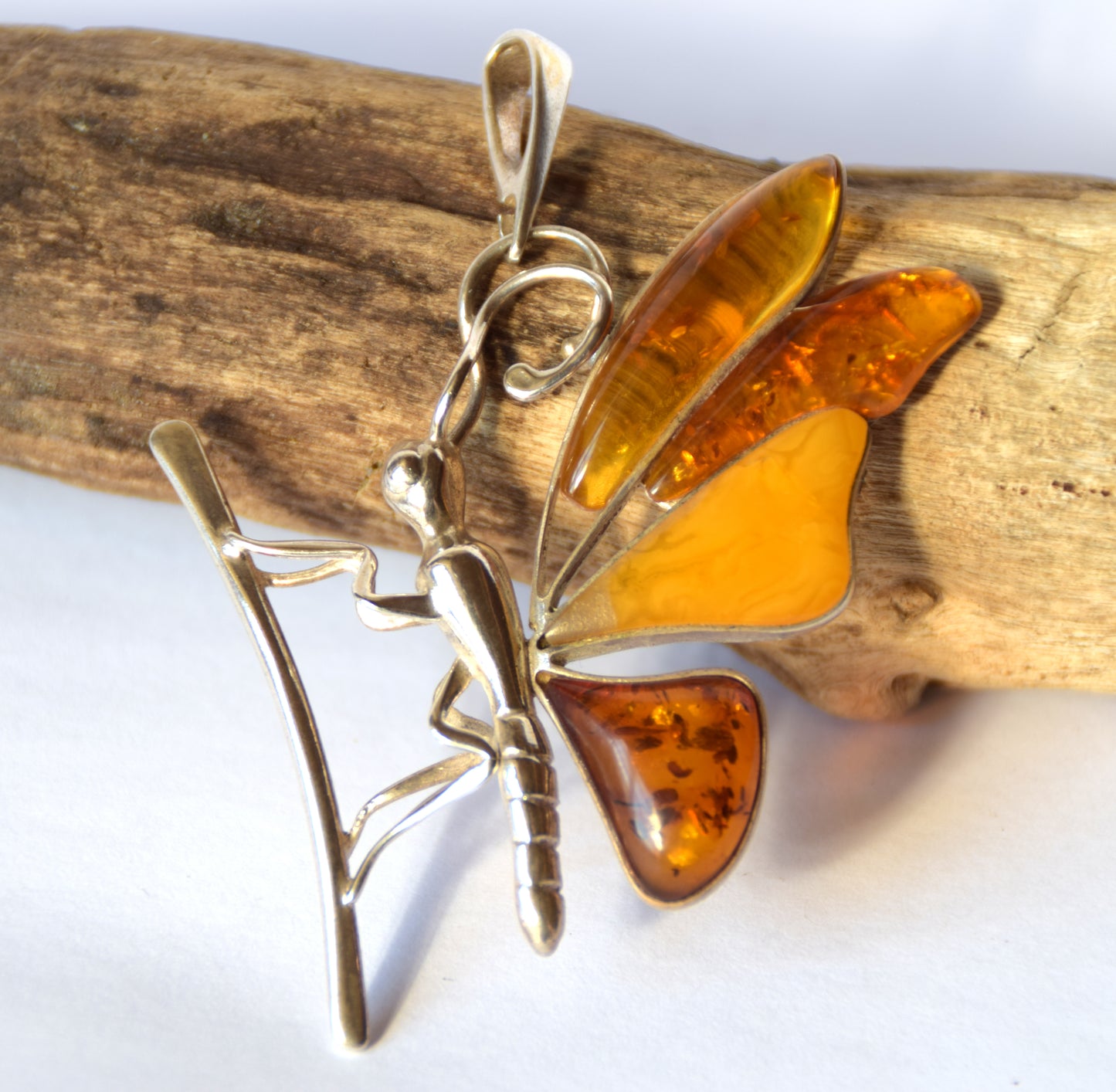 MJ Baltica, pendant, natural Baltic amber, 925 silver, butterfly, large, gorgeous, handcrafted, BW204