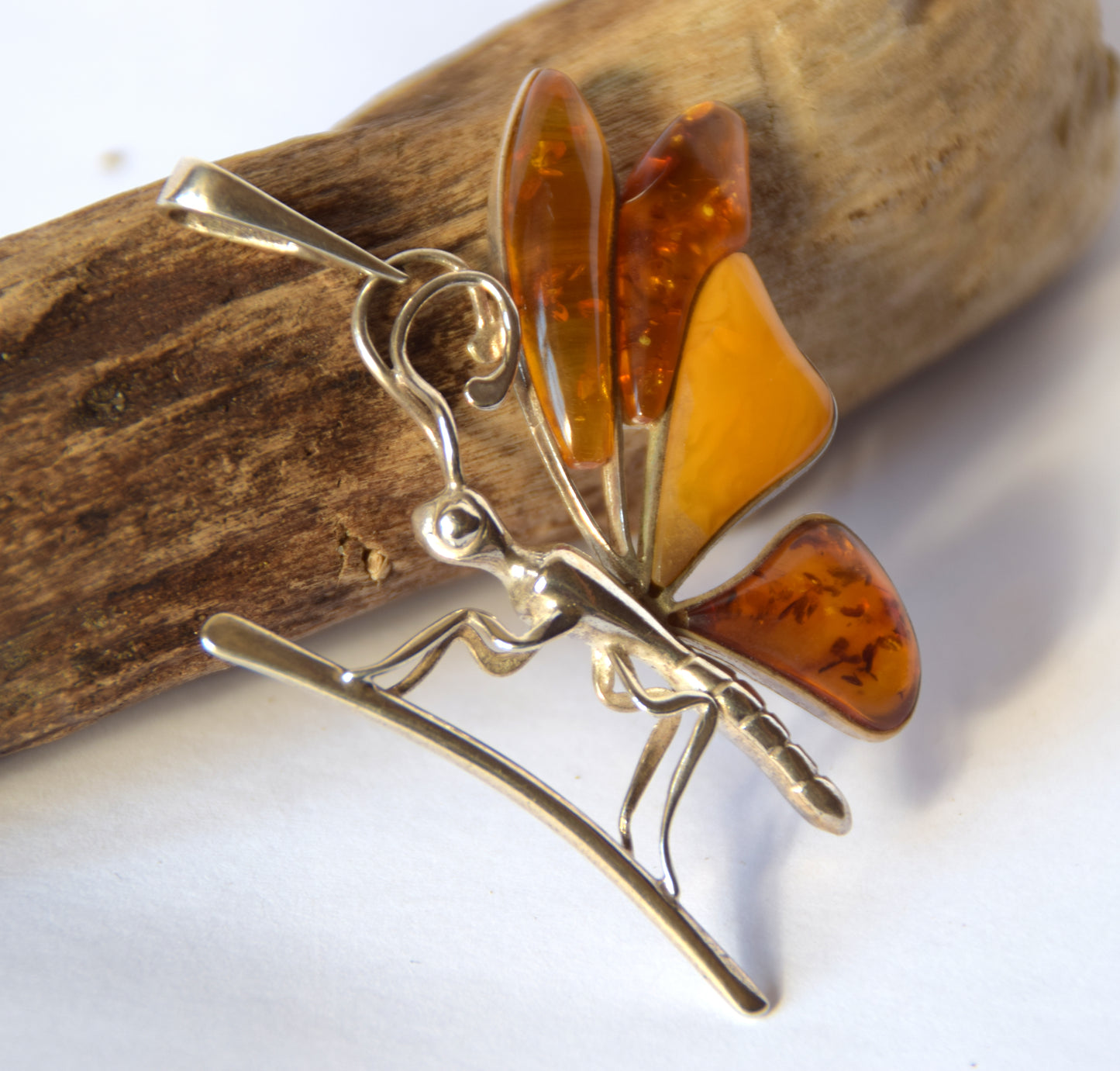 MJ Baltica, pendant, natural Baltic amber, 925 silver, butterfly, large, gorgeous, handcrafted, BW204