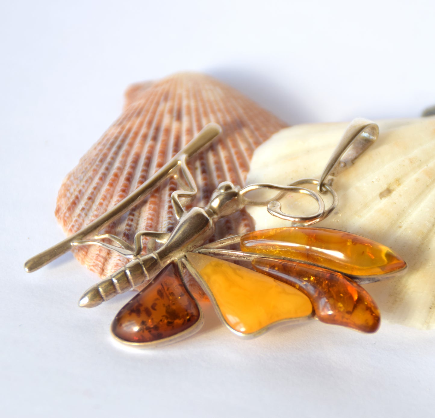 MJ Baltica, pendant, natural Baltic amber, 925 silver, butterfly, large, gorgeous, handcrafted, BW204