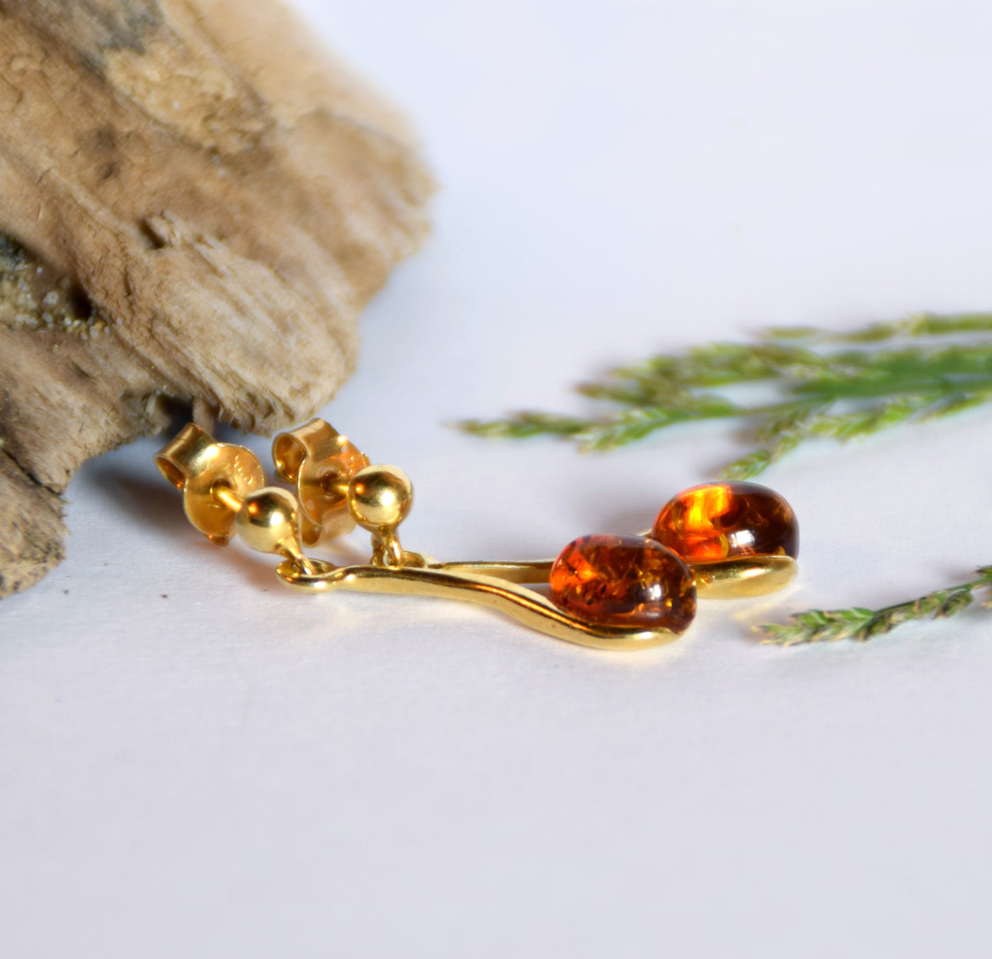 MJ Baltica, earrings, natural Baltic Amber, 925 Silver, 14k Gold plated, pendants, luminous, fine, BZK053