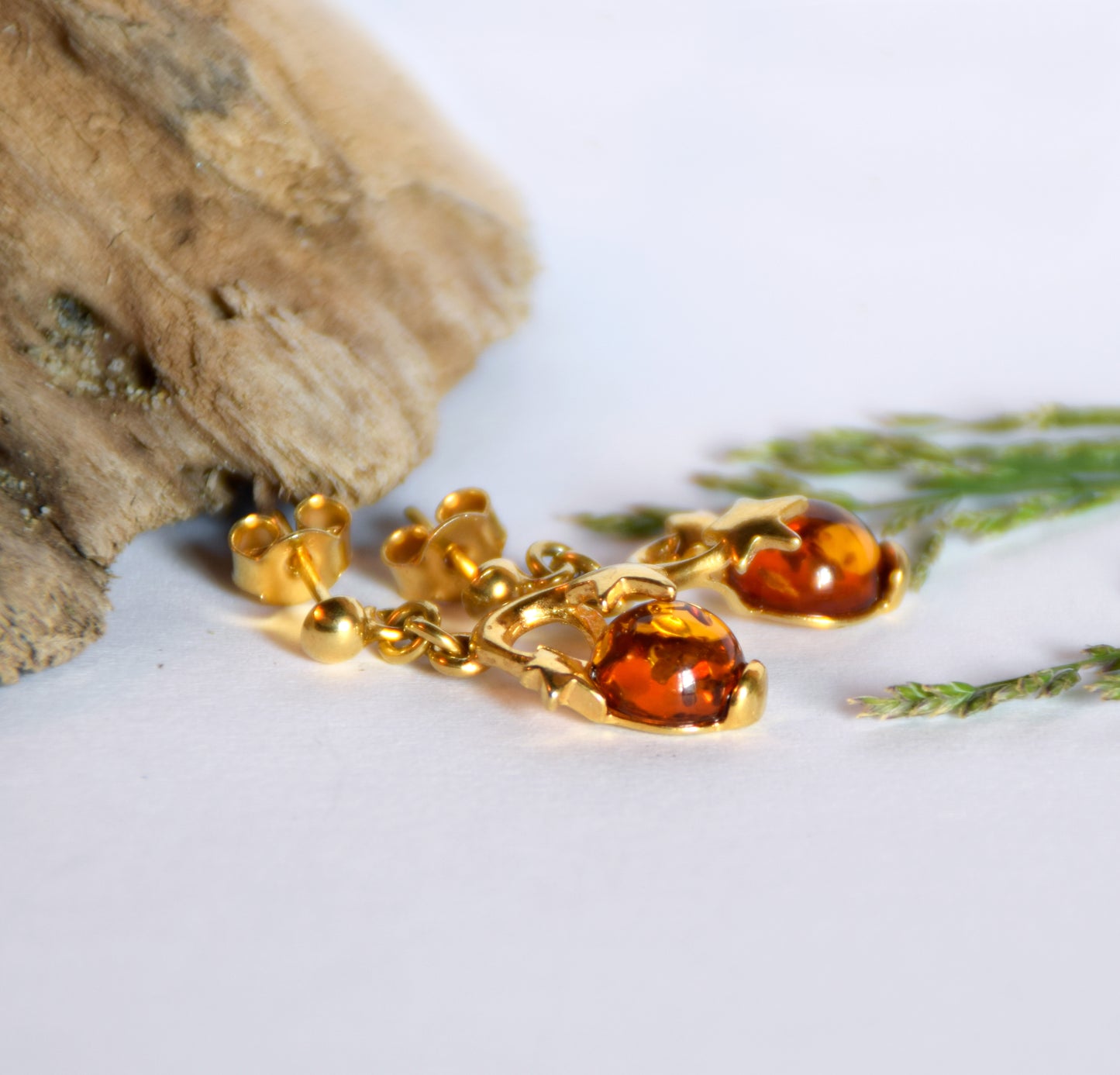 MJ Baltica, earrings, natural Baltic Amber, 925 Silver, 14k Gold plated, stars, shiny, BZK054