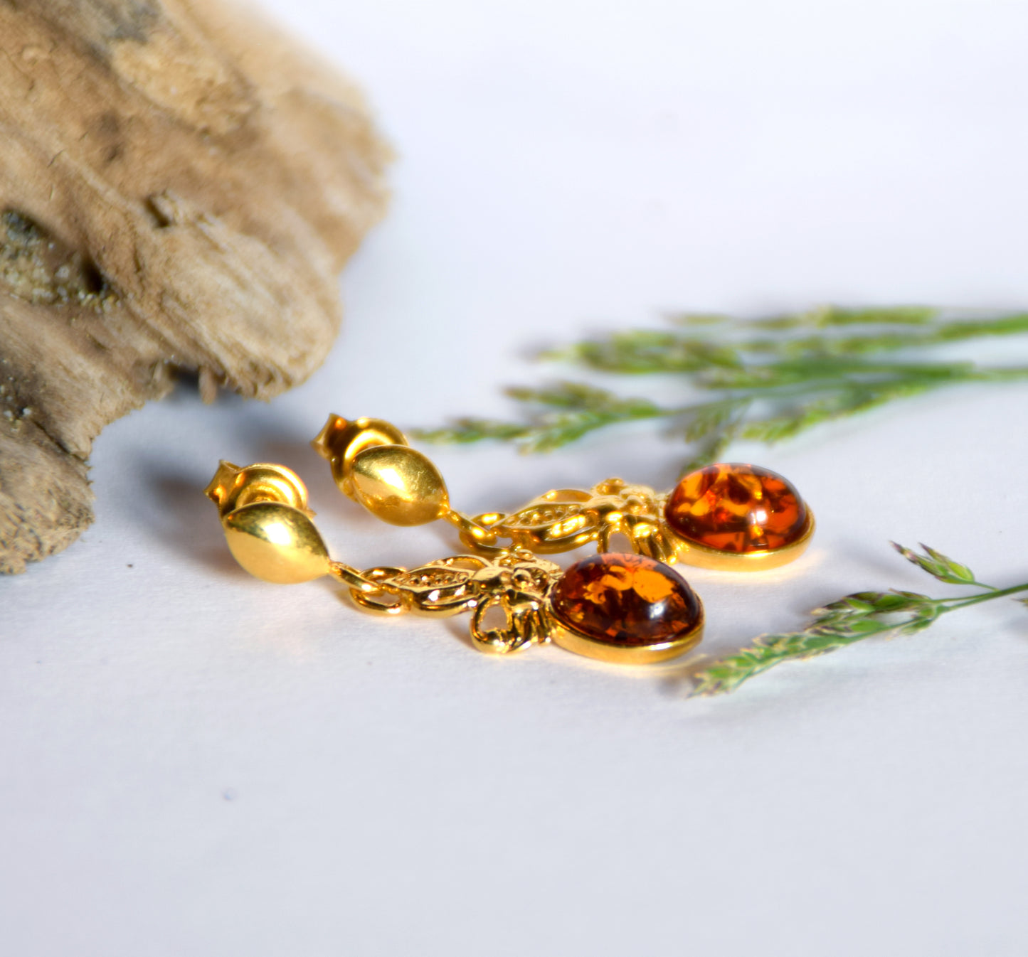 MJ Baltica, earrings, natural Baltic Amber, 925 Silver, 14k Gold plated, bow, sweet, handcrafted, BZK055