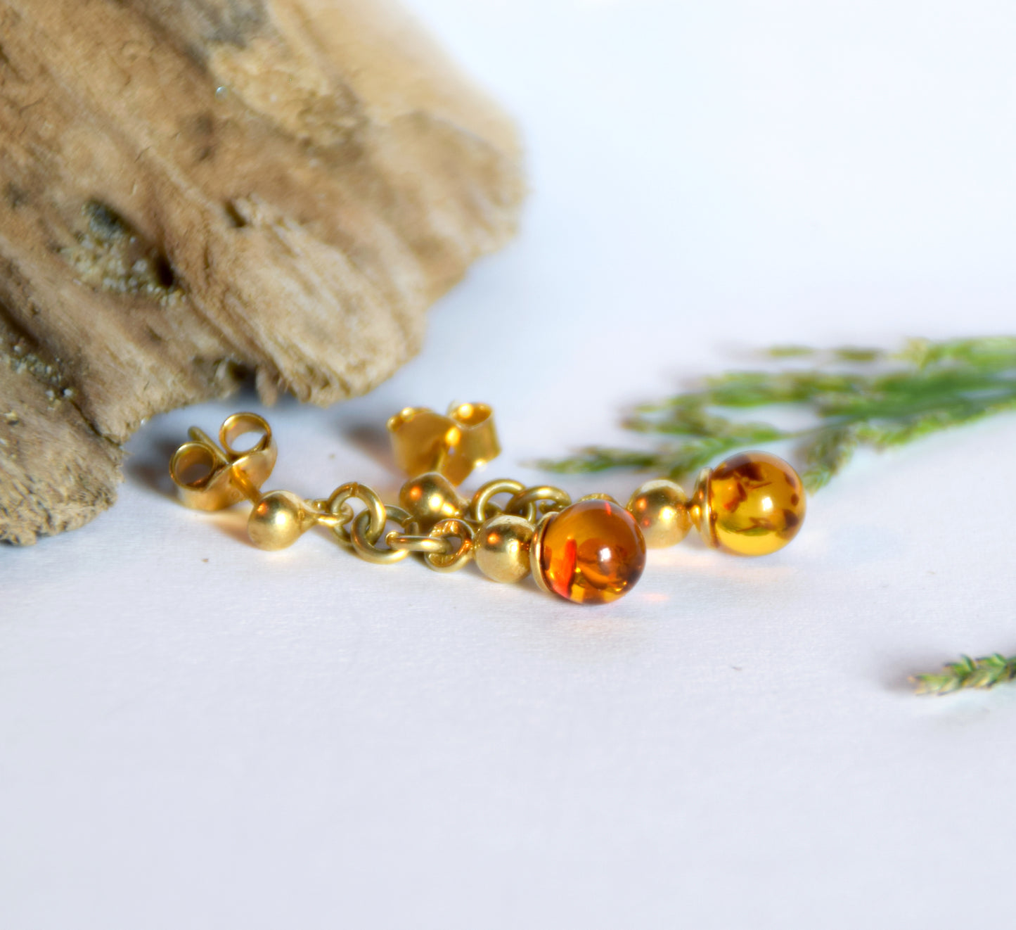 MJ Baltica, earrings, natural Baltic Amber, 925 Silver, 14k Gold plated, sphere, light, delicate, BZK056