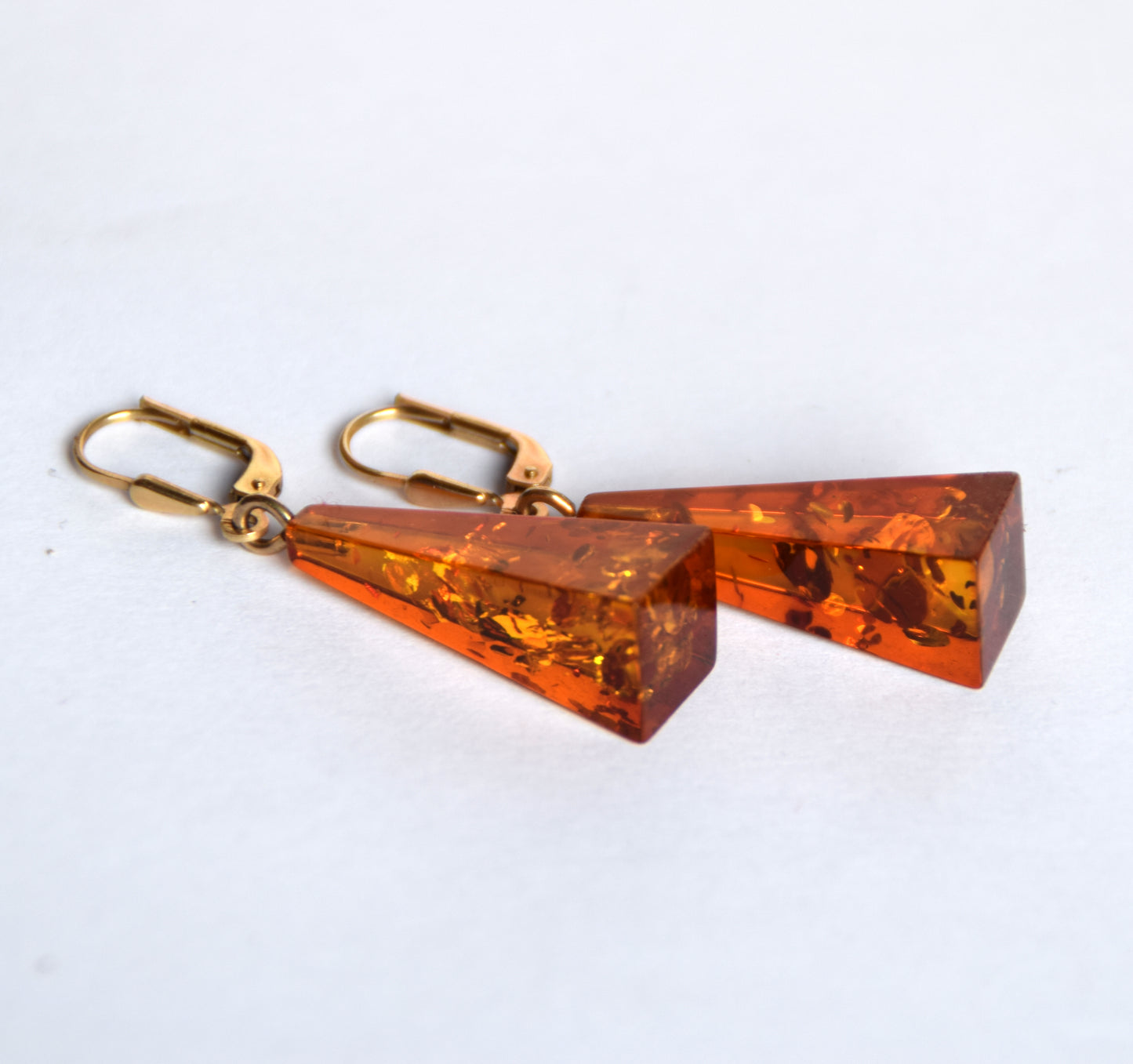 MJ Baltica, earrings, natural Baltic Amber, 925 Silver, 14k Gold plated, pyramid, luminous, pendant, handcrafted, BZK082