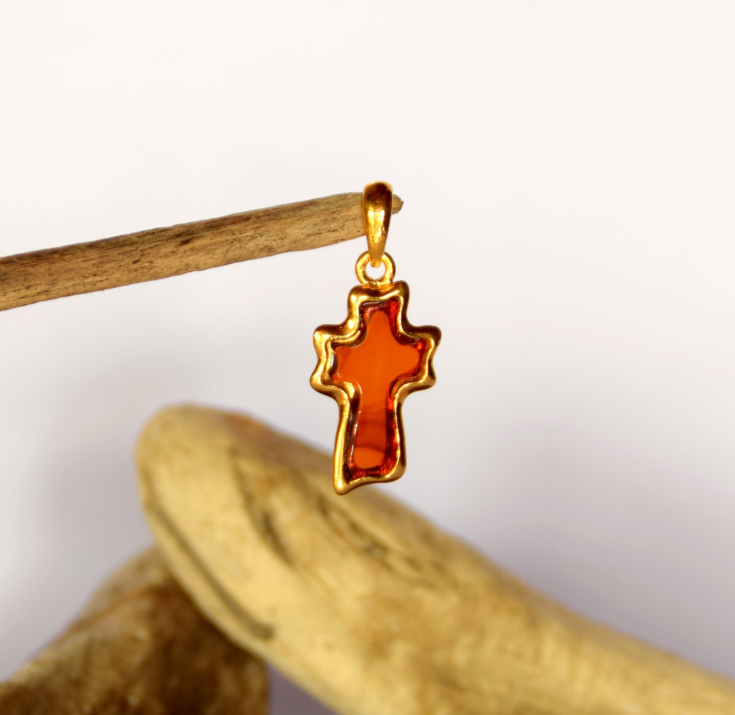 MJ Baltica, pendant, natural Baltic Amber, 925 Silver, Cross, 14k Gold Plated, BZW056