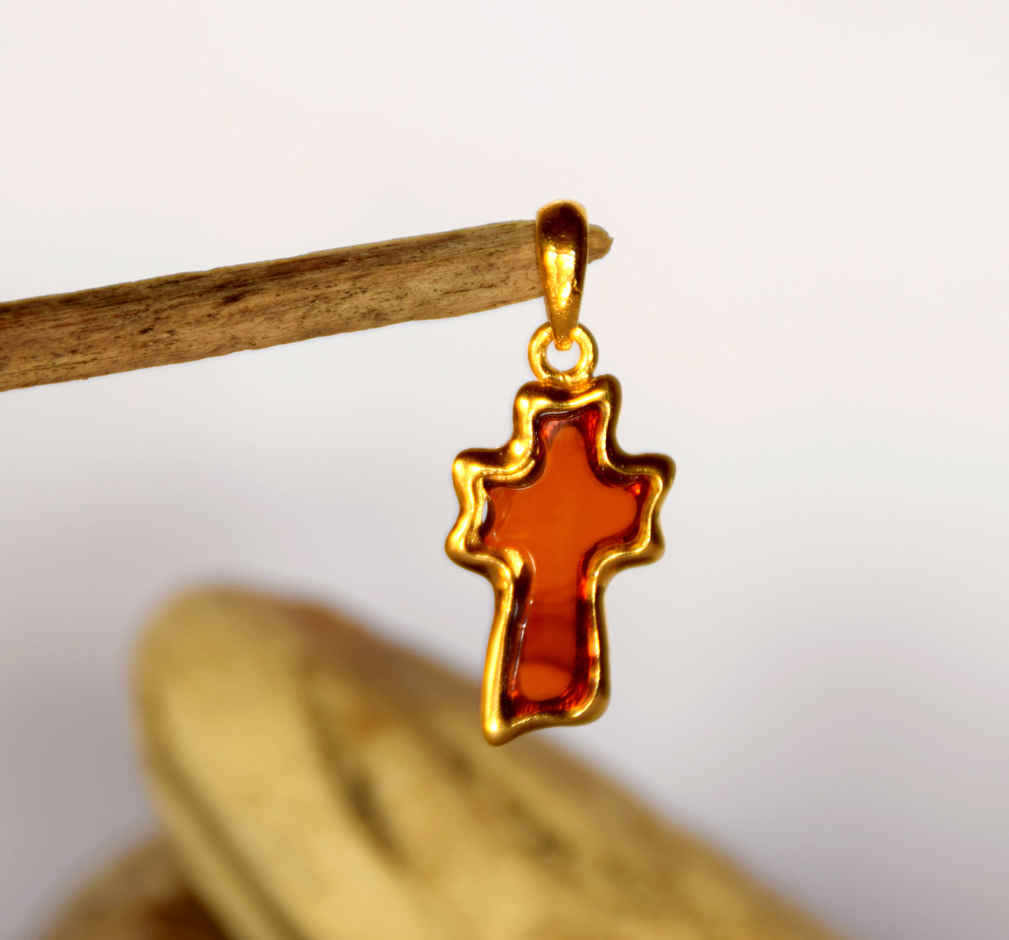 MJ Baltica, pendant, natural Baltic Amber, 925 Silver, Cross, 14k Gold Plated, BZW056