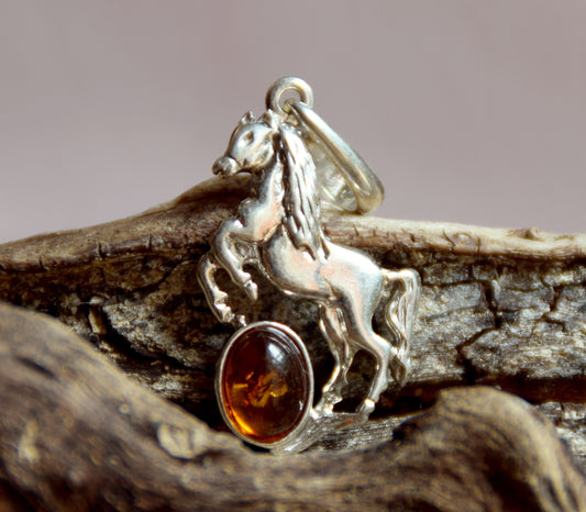 MJ Baltica, pendant, natural Baltic amber, 925 silver, horse, handcrafted BW036