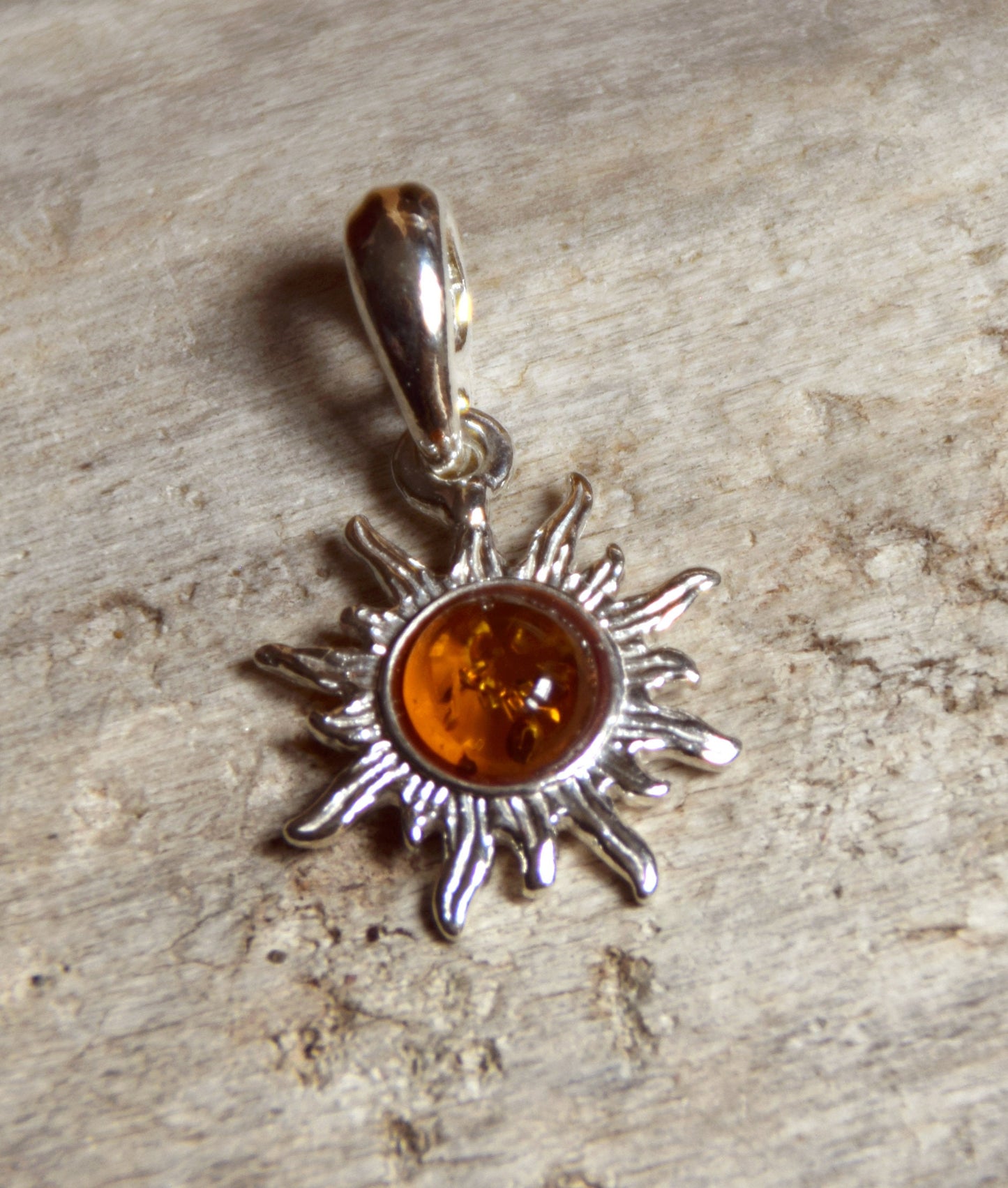 MJ Baltica, pendant, natural Baltic amber, 925 silver, sun BW026