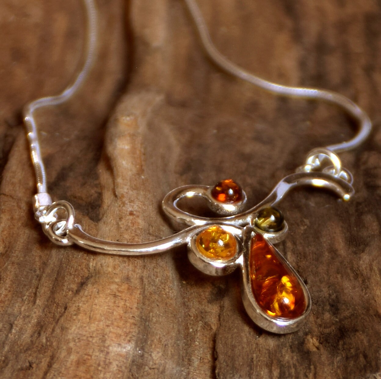 MJ Baltica necklace Natural Amber handcrafted 925 Silver BKo004