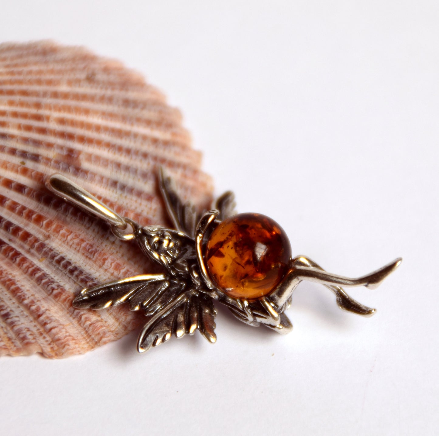 MJ Baltica, pendant, natural Baltic amber, 925 silver, fairy, fairy, sphere, world BW018