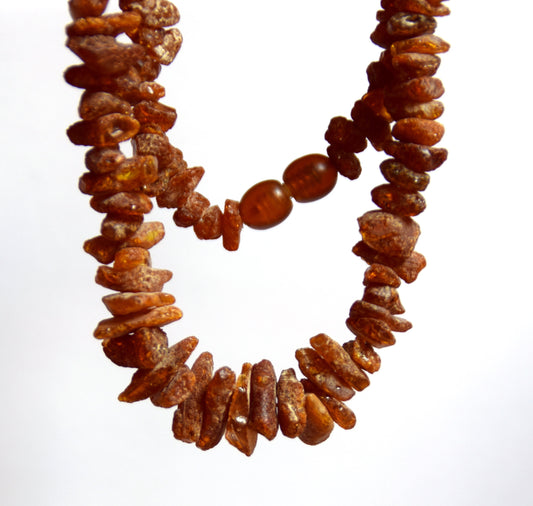 MJ Baltica, necklace, natural Baltic amber, raw, healing, screw clasp BKoBB006