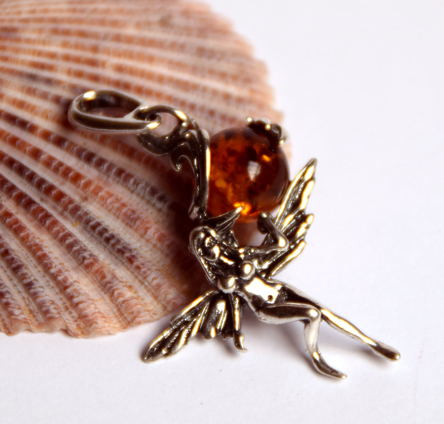 MJ Baltica, pendant, natural Baltic amber, 925 silver, fairy, sphere, fairy BW010