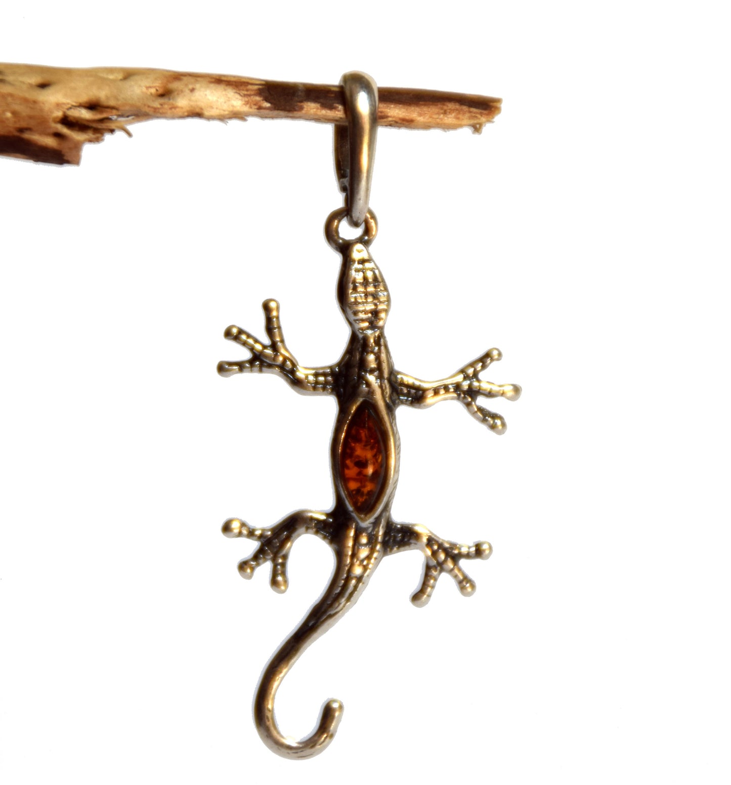 MJ Baltica, pendant, natural Baltic amber, 925 silver, handcrafted, relief, gecko BW021