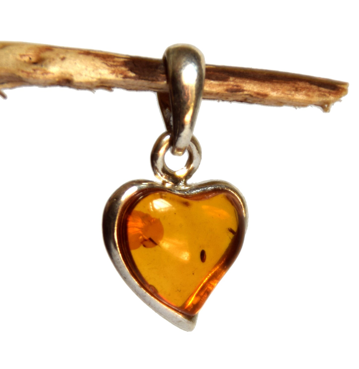 MJ Baltica, pendant, natural Baltic amber, 925 silver, heart, delicate, sweet, romantic BW043