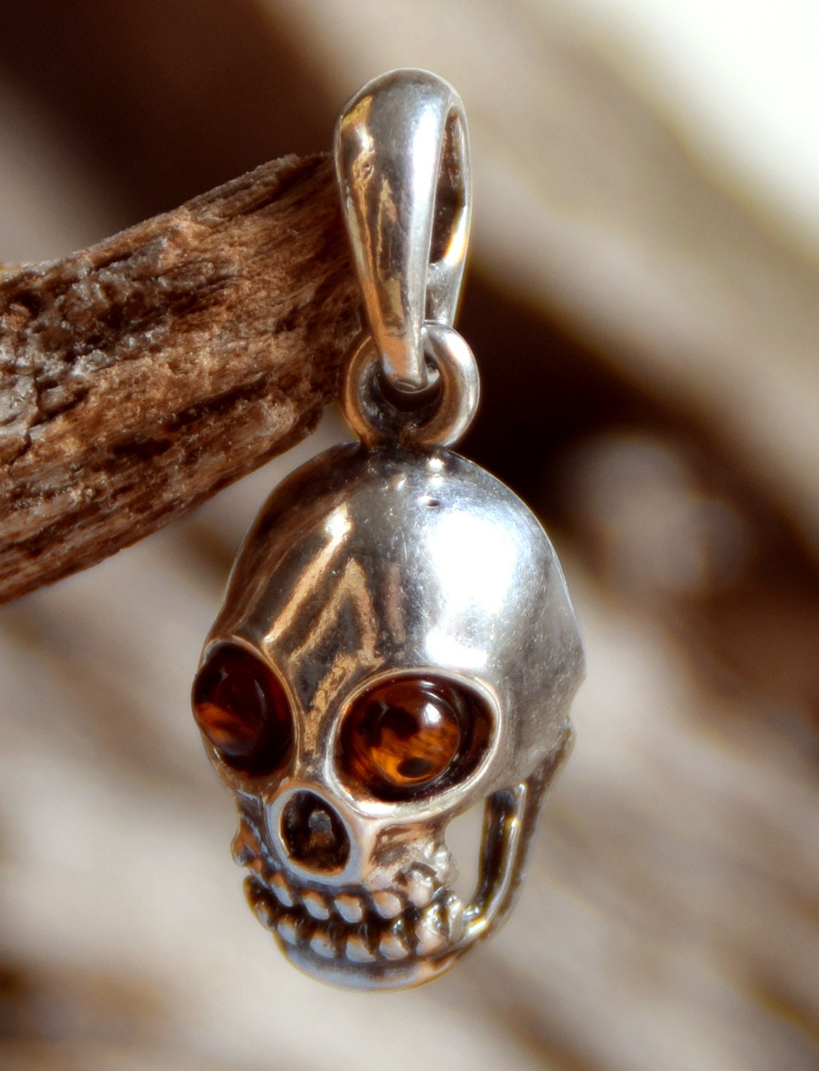 MJ Baltica, pendant, skull, natural Baltic amber, 925 silver, BW051