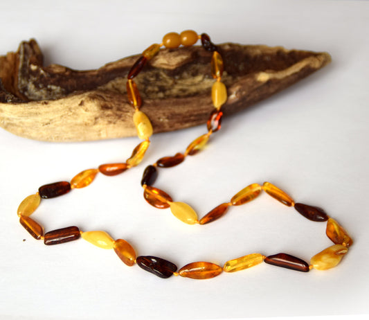 MJ Baltica, Necklace, natural Baltic Amber, multicolored, flaming, protective, healing, BKoBB012