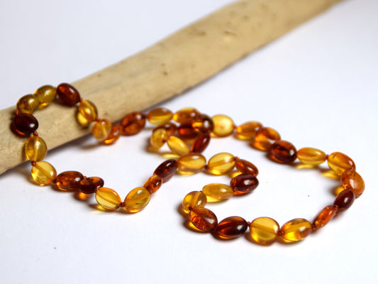 MJ Baltica, Necklace, Natural Baltic Amber, large, olive, perfect cut, protective, multicolored BKoBB013