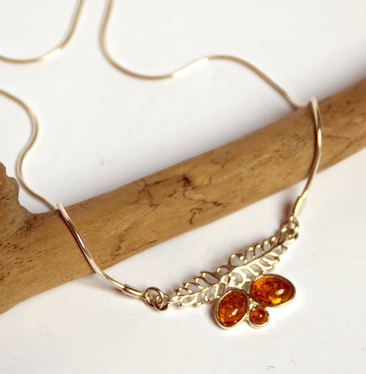 MJ Baltica, necklace, choker, 925 Silver, natural Baltic Amber, leaves, BKo013