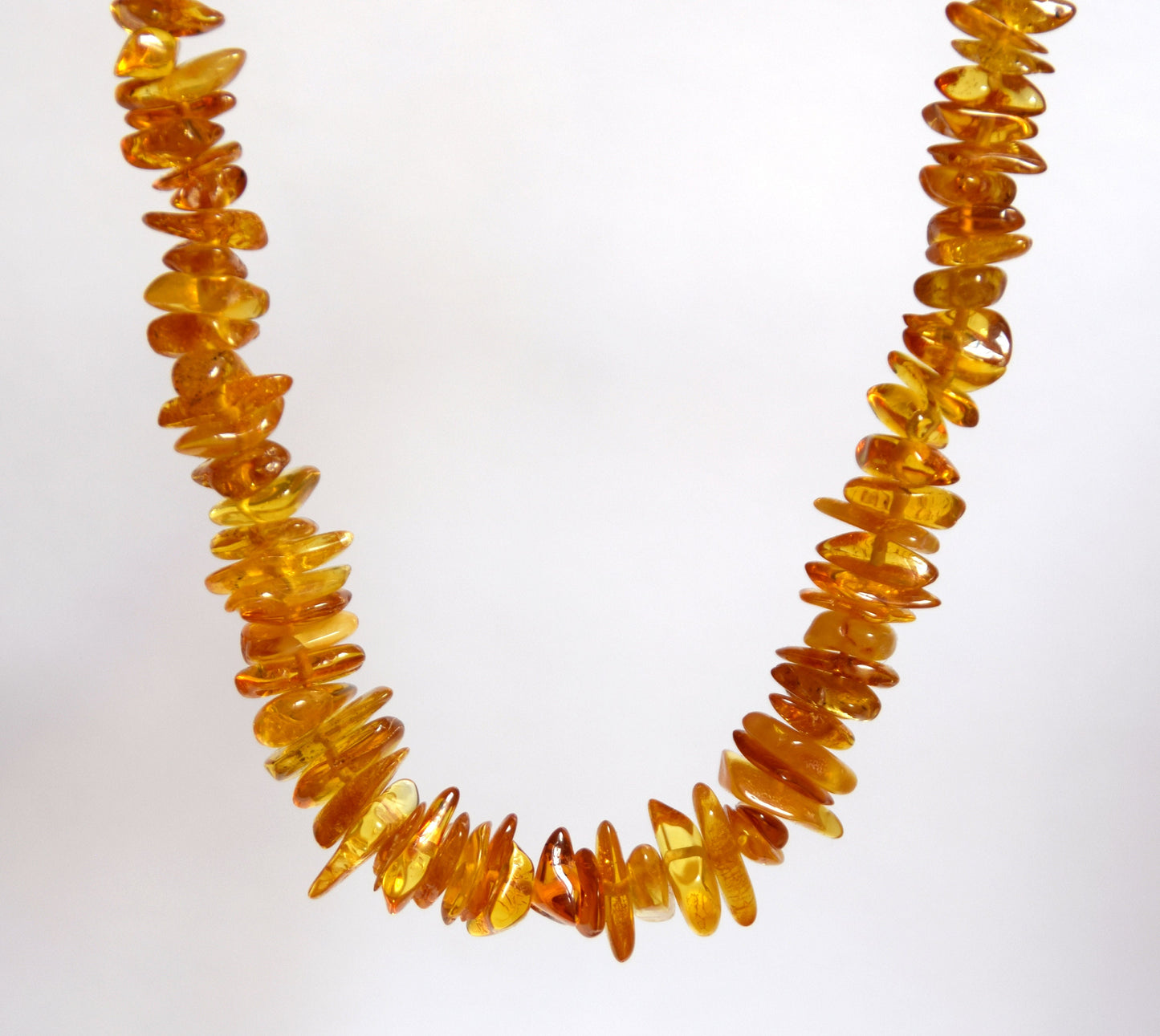 MJ Baltica, necklace, natural Baltic amber, healing, protective, screw clasp, luminous BKoBB007