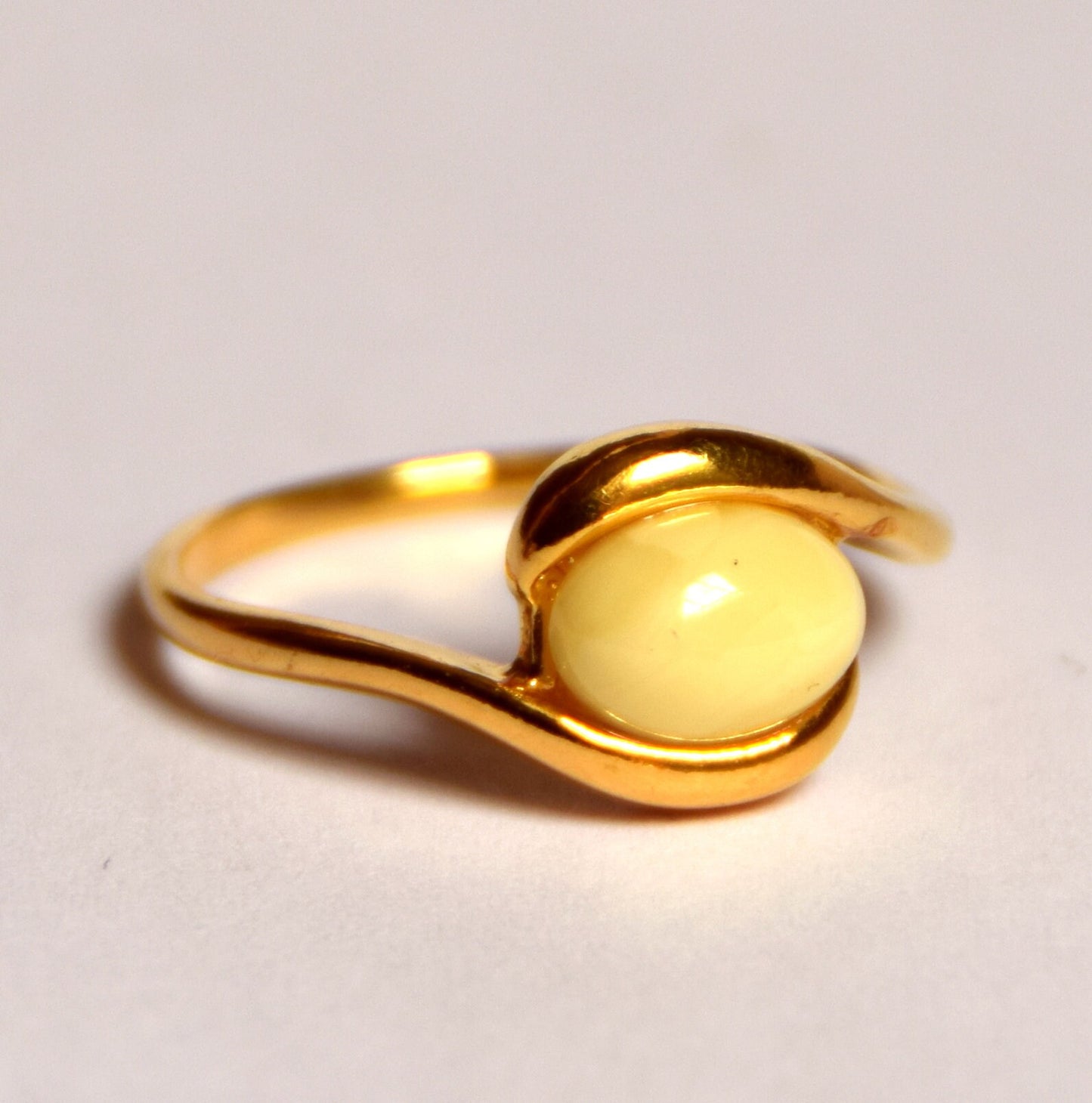 MJ Baltica, Ring, natural Baltic Amber, 925 Silver, 14k Gold plated, imperial amber, BZP004