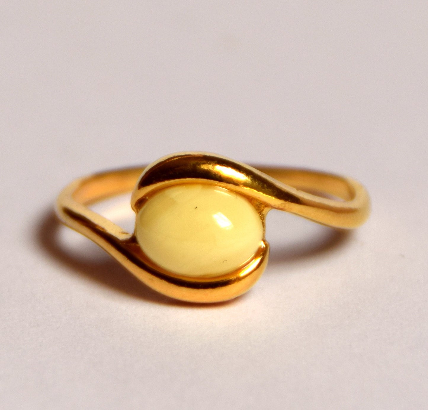 MJ Baltica, Ring, natural Baltic Amber, 925 Silver, 14k Gold plated, imperial amber, BZP004