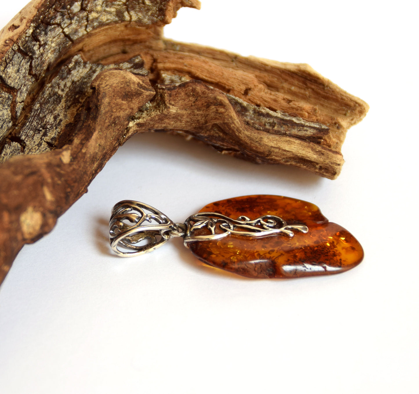 MJ Baltica, pendant, natural Baltic amber, 925 silver, large, irregular, BW061