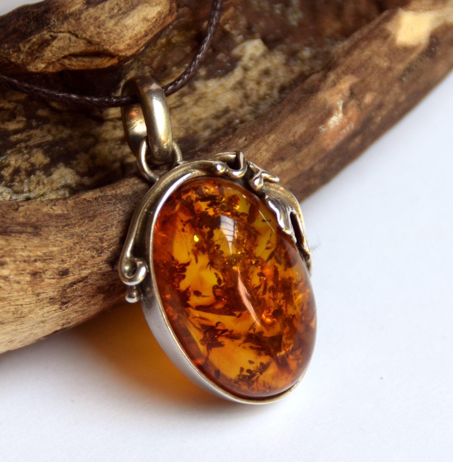 MJ Baltica, pendant, natural Baltic amber, 925 silver, large, classic, floral, vintage, BW092