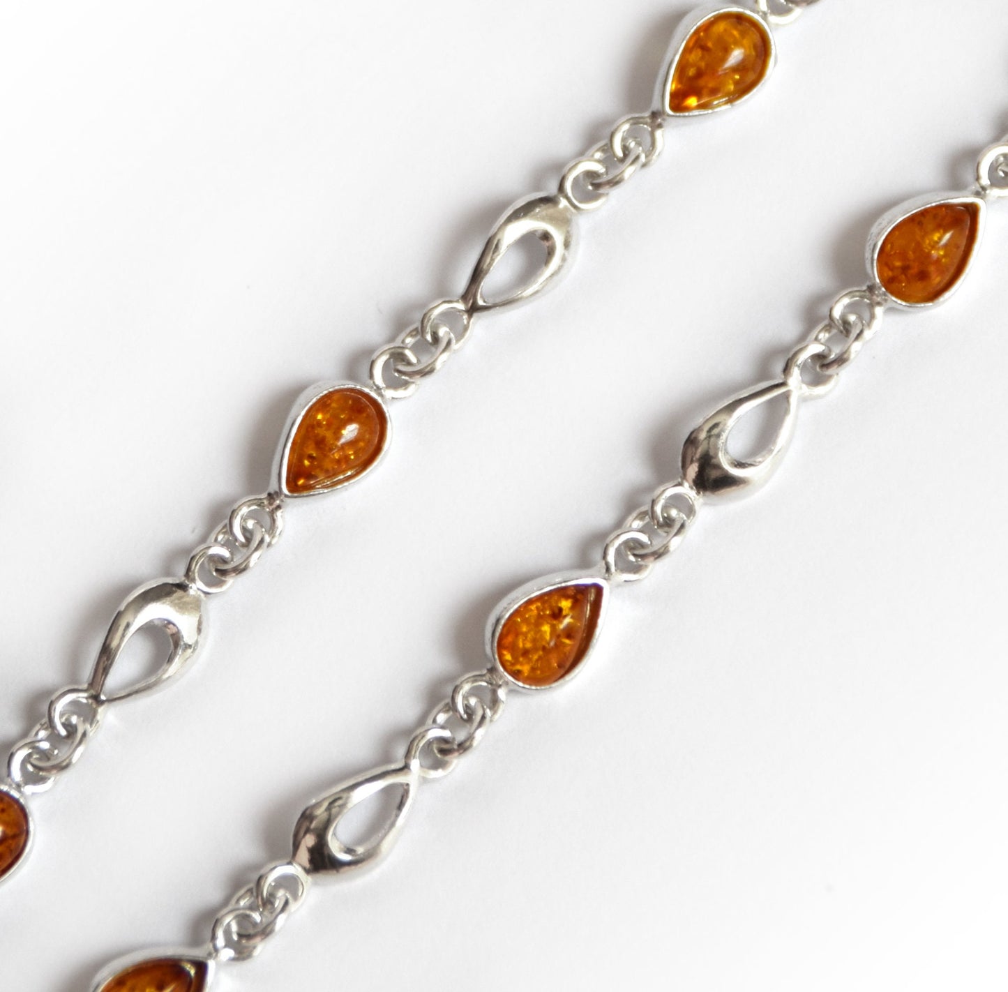 MJ Baltica, bracelet, natural Baltic amber, 925 silver, cognac, elegant, drop, BB023