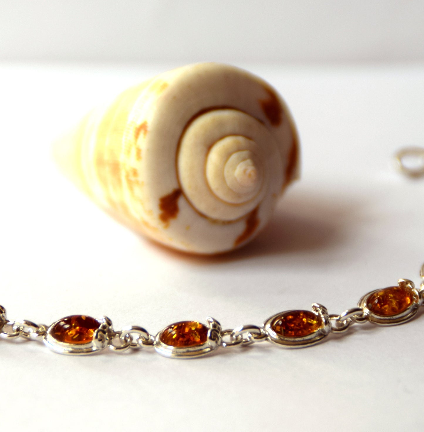 MJ Baltica, bracelet, natural Baltic amber, 925 silver, vintage, cognac, BB026