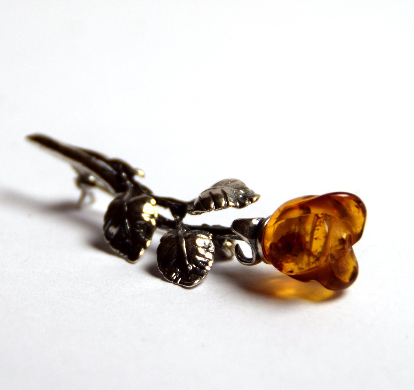 MJ Baltica, brooch, natural Baltic amber, 925 silver, pink, flower, handcrafted, BBR031