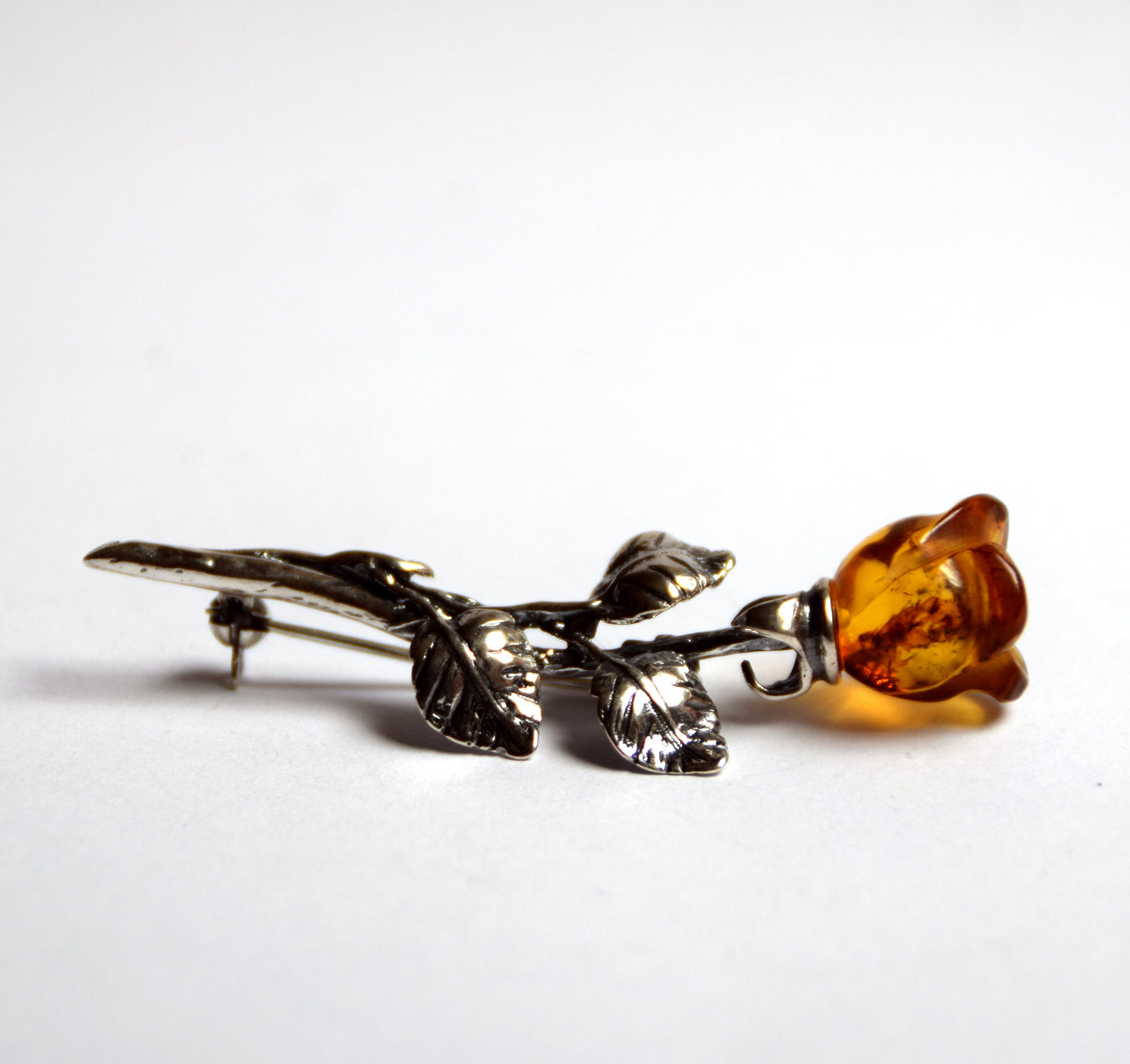 MJ Baltica, brooch, natural Baltic amber, 925 silver, pink, flower, handcrafted, BBR031